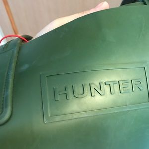 Hunter boots olive green tote bag